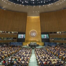 Генассамблея ООН приняла скандальную резолюцию по Сребренице