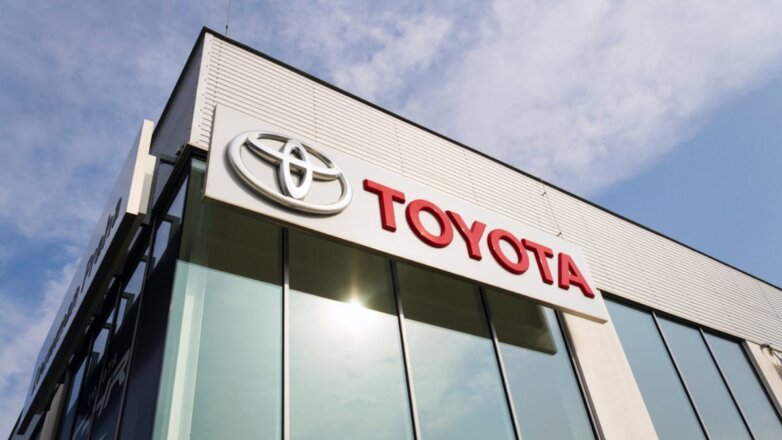 Назван средний возраст владельцев автомобилей Toyota в России