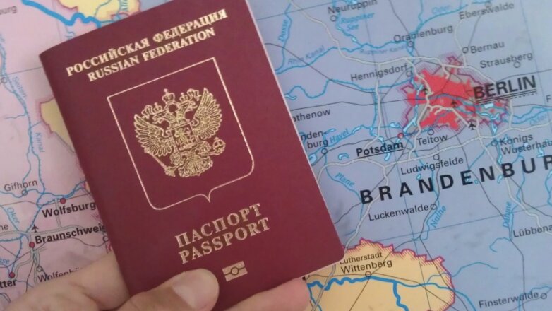 В Германии возмущены выдачей виз жителям Донбасса с паспортами РФ