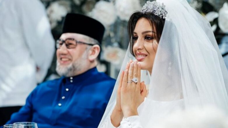 Король Малайзии опроверг слова экс-супруги о том, что не оставил ей ни гроша