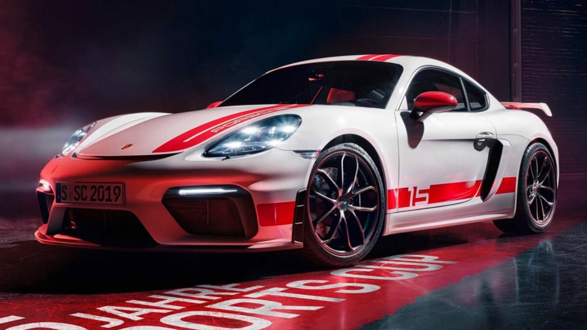 Порше кайман gt4