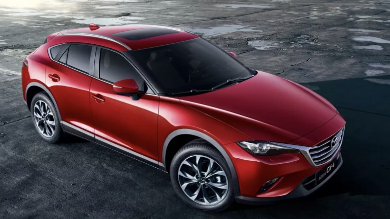 В продажу поступил новый купе-кроссовер Mazda CX-4