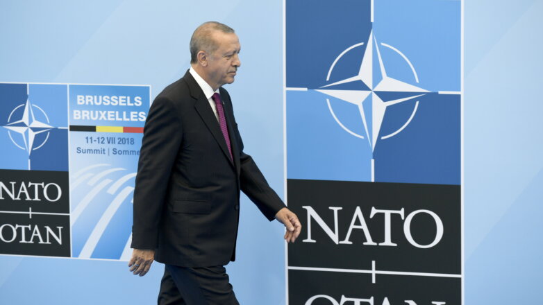 НАТО выйти: чем обернется для альянса ссора с Турцией