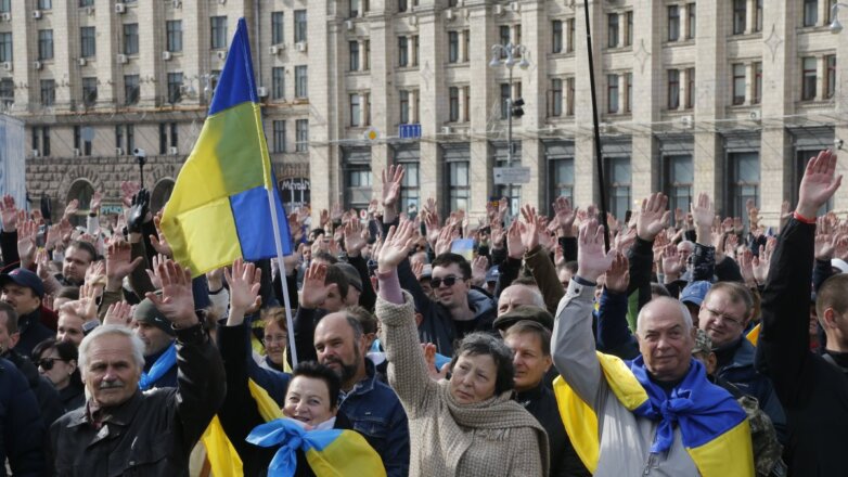 В 20 городах Украины прошли митинги против «формулы Штайнмайера»