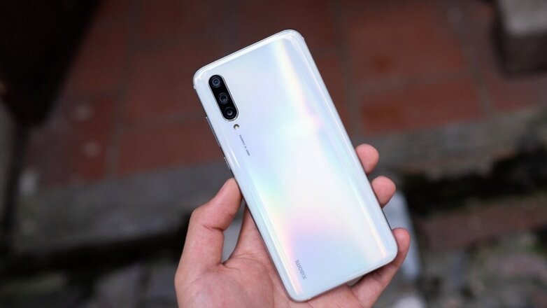 Фото лицевой панели Xiaomi Mi CC9 Pro появилось в сети