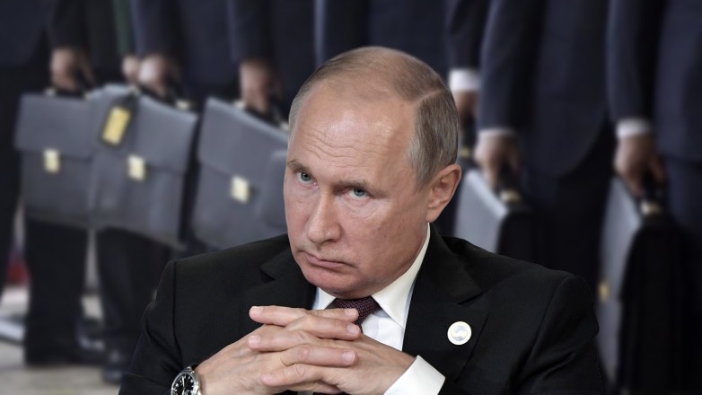 Путин заявил о необходимости «терзать и трясти» чиновников