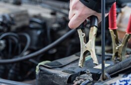 Автоэксперты назвали четыре признака скорой "смерти" аккумулятора