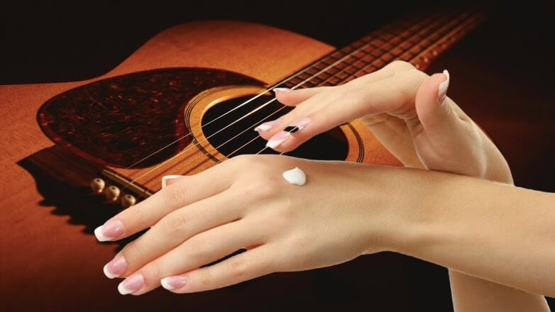 Суперкрем поможет научиться играть на гитаре и выучить языки