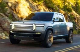 «Танковый разворот» пикапа Rivian показали на видео