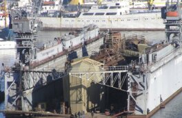 В сети появилось фото затонувшей подлодки в Севастополе