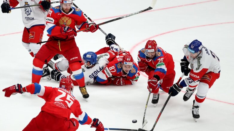 Российские хоккеисты обыграли чехов по буллитам на Кубке Первого канала