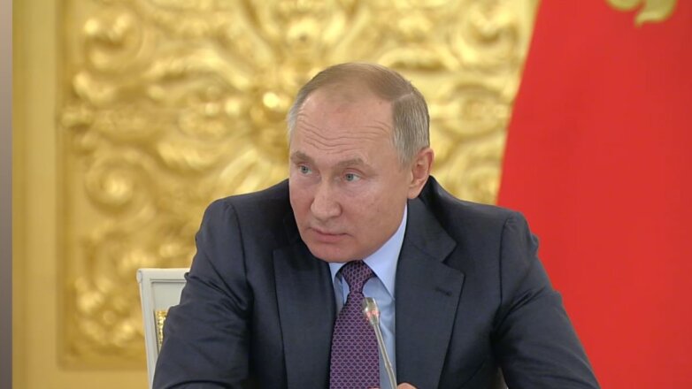 Путин ответил на предложение сделать 31 декабря выходным