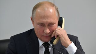 Путин обсудил с главой Евросовета кризис в Белоруссии
