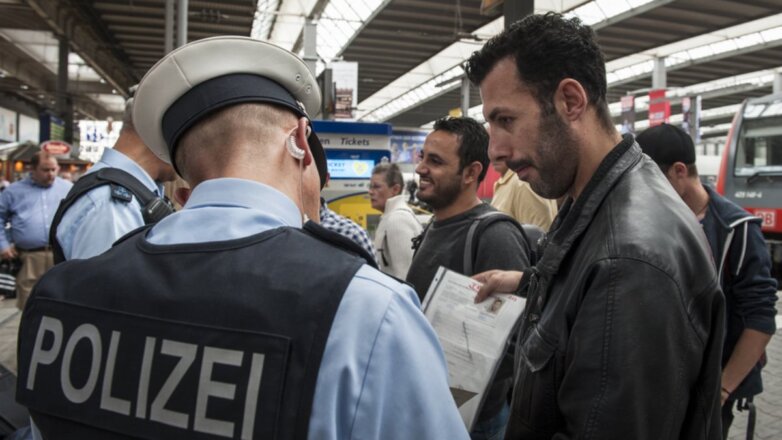 В Германии заявили о неспособности выслать всех нелегальных мигрантов