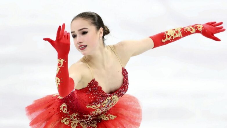 Алина Загитова выступит в шоу на льду природного озера