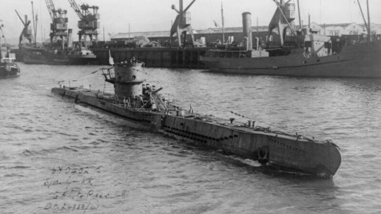Под двумя флагами: необычная судьба немецкой подлодки U-570