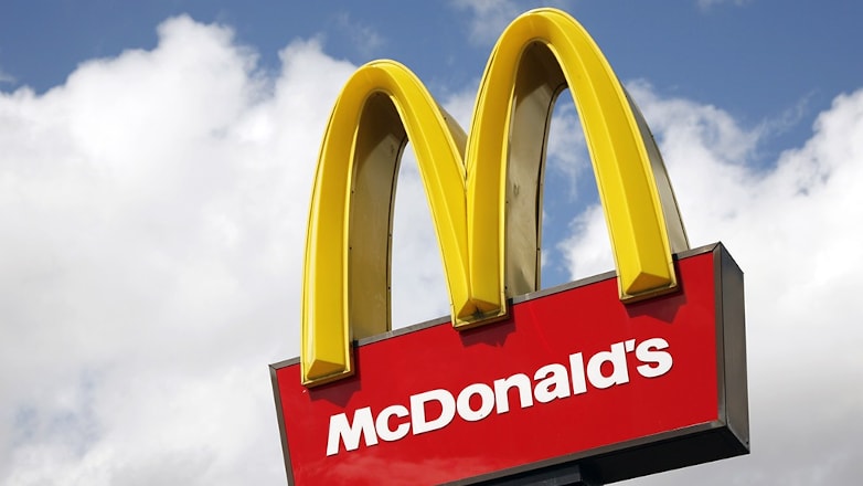 CNN: глава McDonald's предупредил сотрудников о сокращениях
