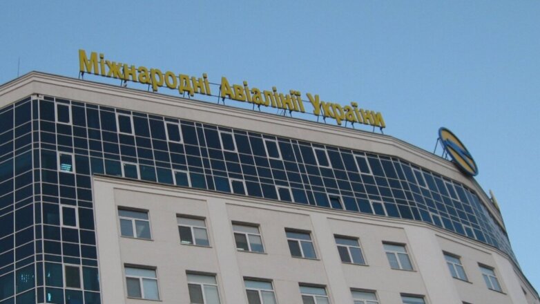 В авиакомпании Украины заявили об исправности разбившегося лайнера