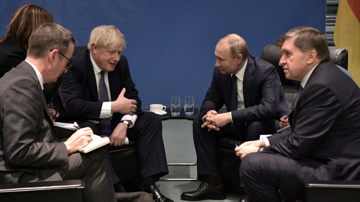 В Великобритании сообщили об одном условии для встречи Джонсона и Путина