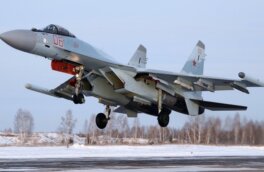 Появилось видео первых полётов новейших Су-35С в Карелии