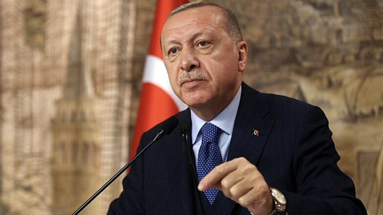 Эрдоган пригрозил России односторонними действиями в Идлибе