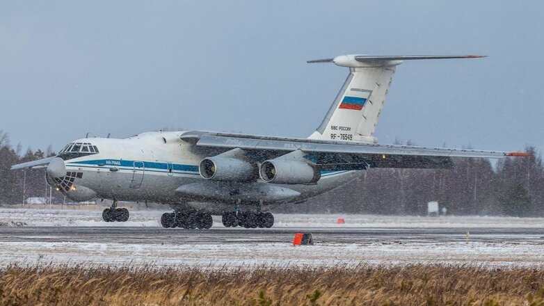 Первый самолёт ВКС России приземлился в китайском Ухане