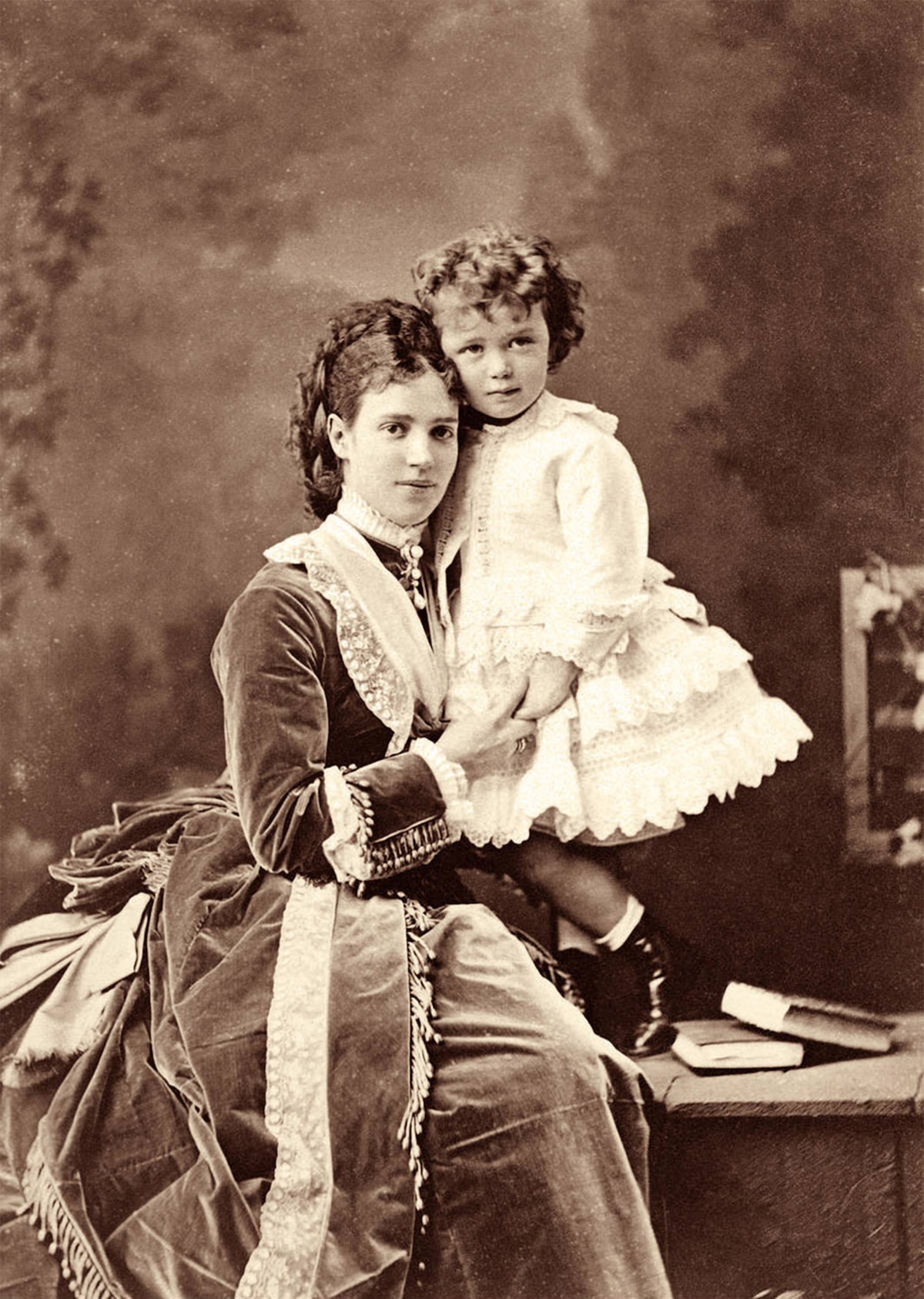 Прия Федоровна с сыном Николаем