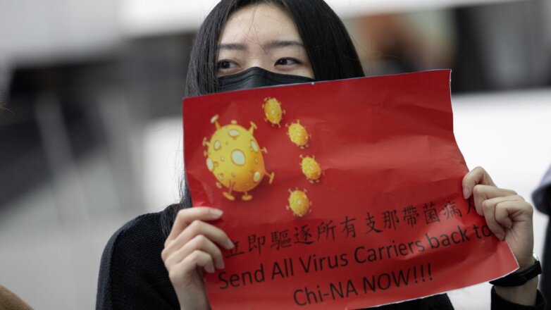 Медработники Гонконга потребовали изоляции материка из-за коронавируса