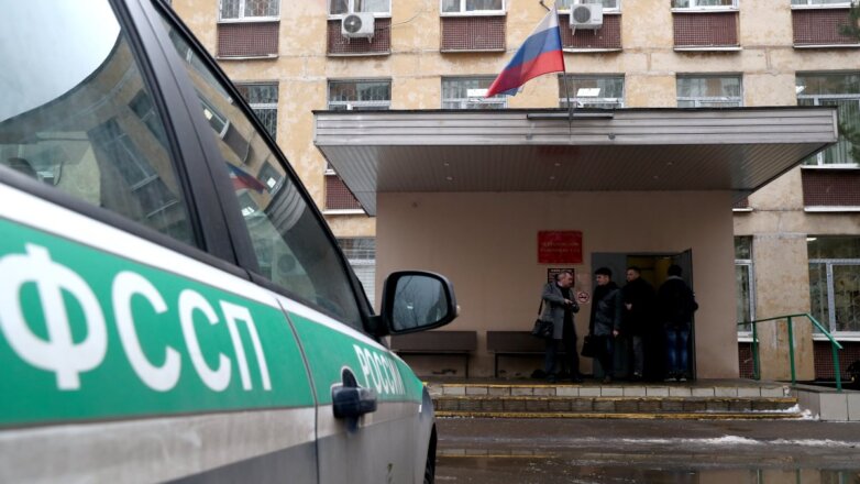 Экс-начальник управления ФСИН застрелился в зале суда в Москве