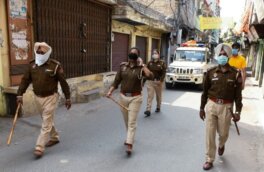 Миллиард человек в Индии оказались на закрытых из-за коронавируса территориях