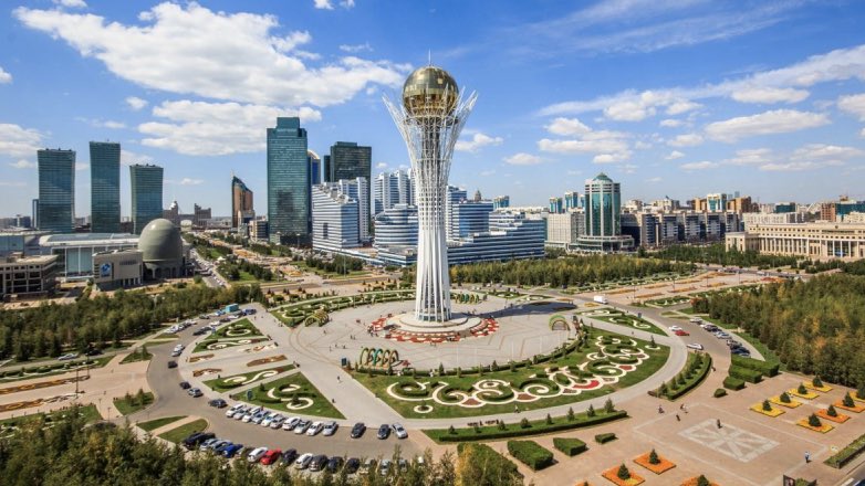 Казахстан планирует занять у России до $1 млрд