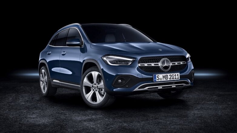 Объявлены российские цены на новый Mercedes GLA