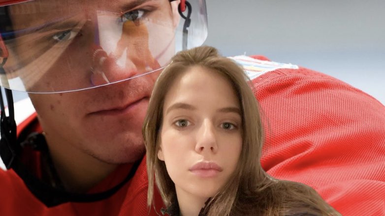 Бывшая жена Зайцева опубликовала обращение к хоккеисту