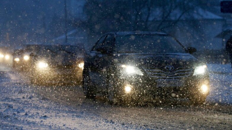 метель снегопад дорога автомобили