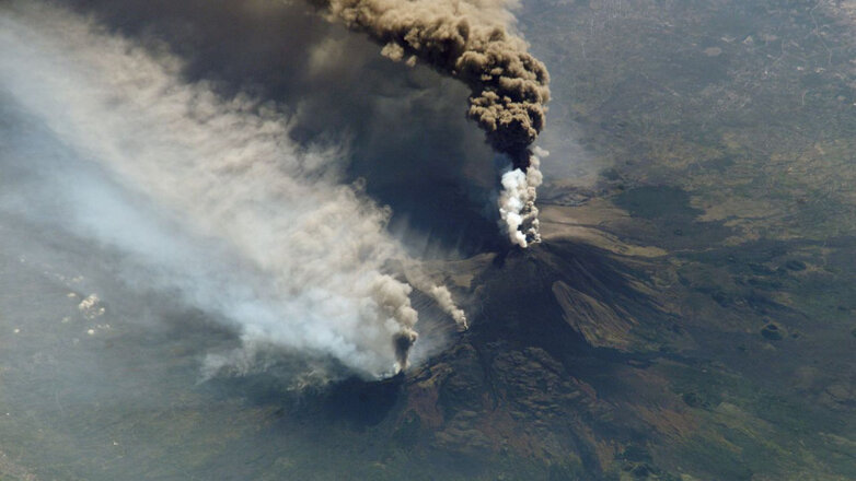 Эксперты зафиксировали возрастающую активность вулканов