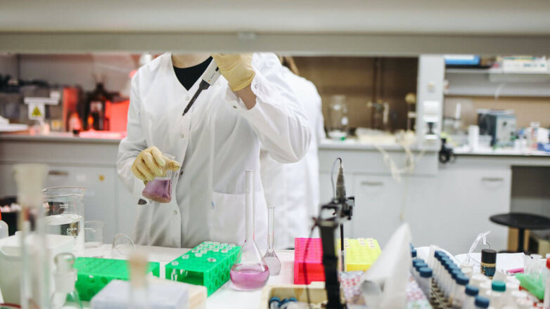 Все лаборатории Крыма начнут проводить анализы на коронавирус