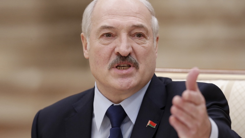 Лукашенко раскритиковал российские тесты для выявления коронавируса