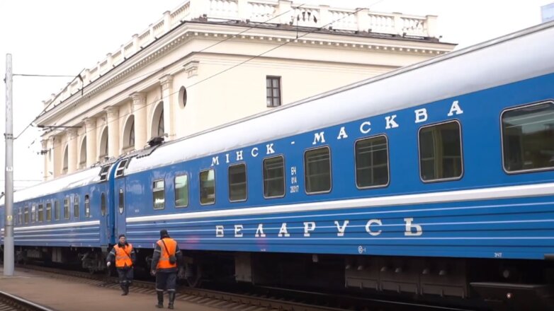Белоруссия прервала железнодорожное сообщение с Россией