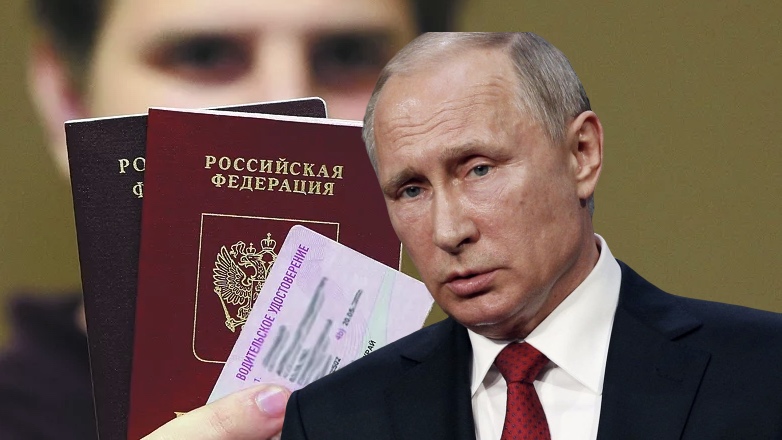 Путин продлил срок действия паспортов и водительских прав до 15 июля