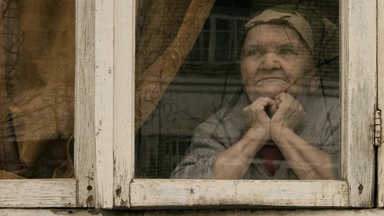 Пенсионеры Крыма смогут попасть на улицу только по пропускам