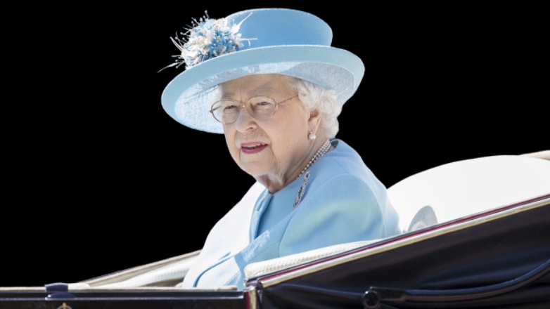 Елизавета II впервые попросила отменить салют в честь своего дня рождения