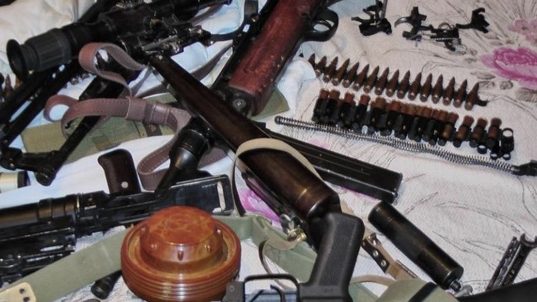 ФСБ провела операцию по уничтожению оружейных мастерских по всей России