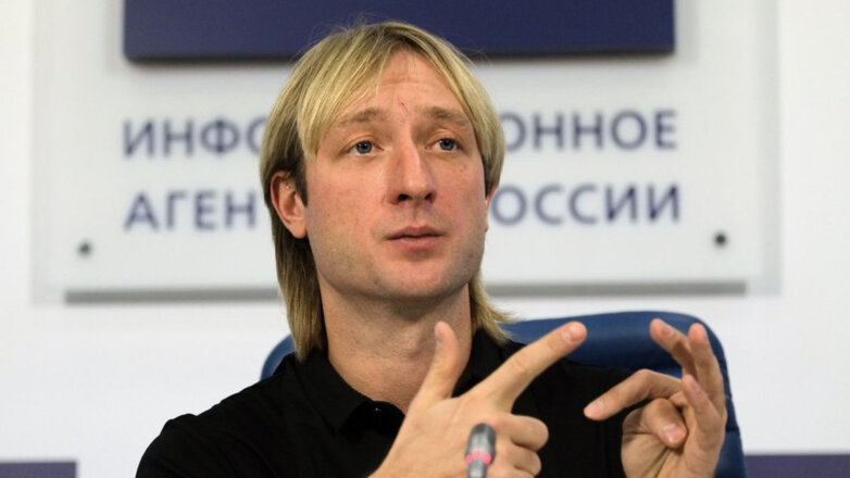 Плющенко подтвердил переход в его группу Трусовой