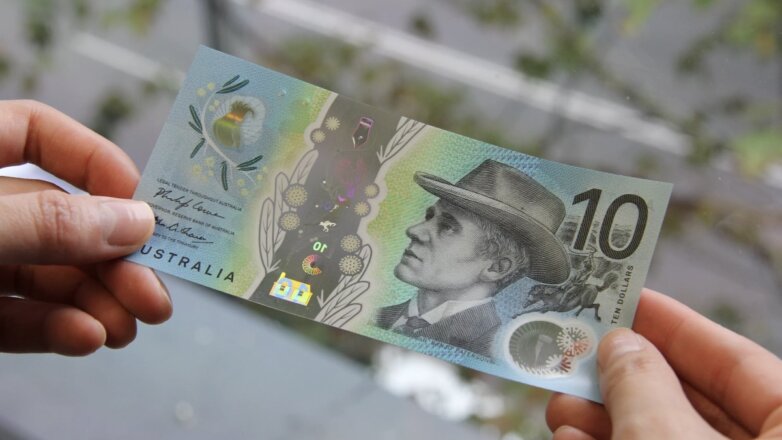 На австралийских банкнотах обнаружили изображение коронавируса