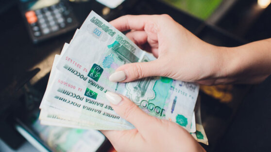 Российские банки попросили отложить ввод новых банкнот из-за санкций