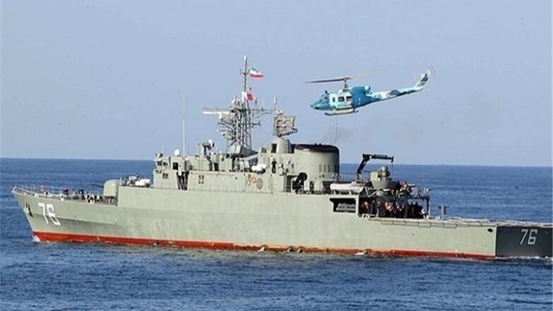 СМИ: иранский корабль попал под «дружественный огонь» своего фрегата