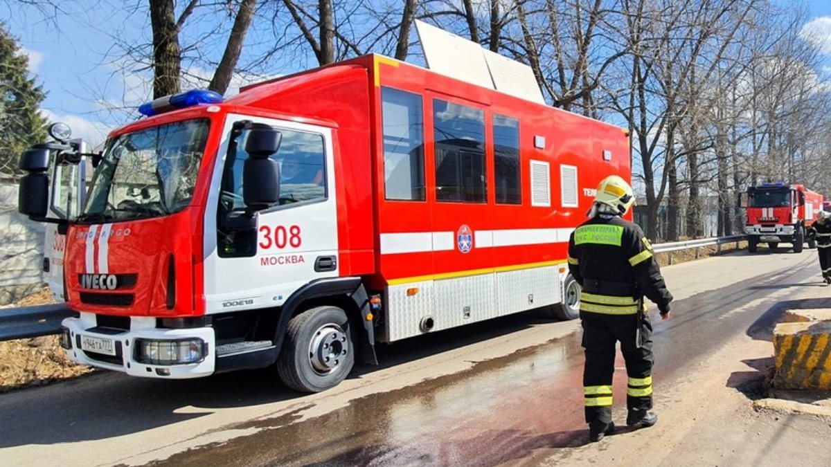 Пожарная машина Россия МЧС