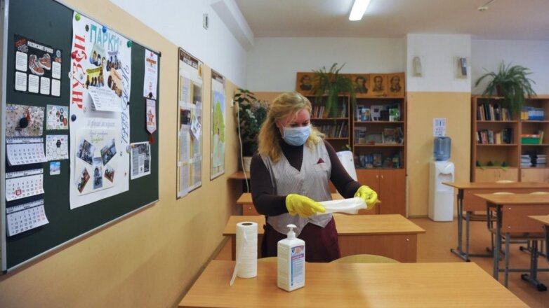 Россия школа коронавирус дезинфекция один