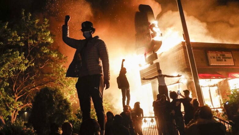 США протесты погромы поджоги