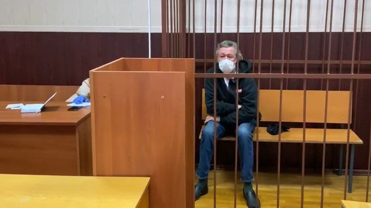 Актёр Михаил Ефремов в суде два